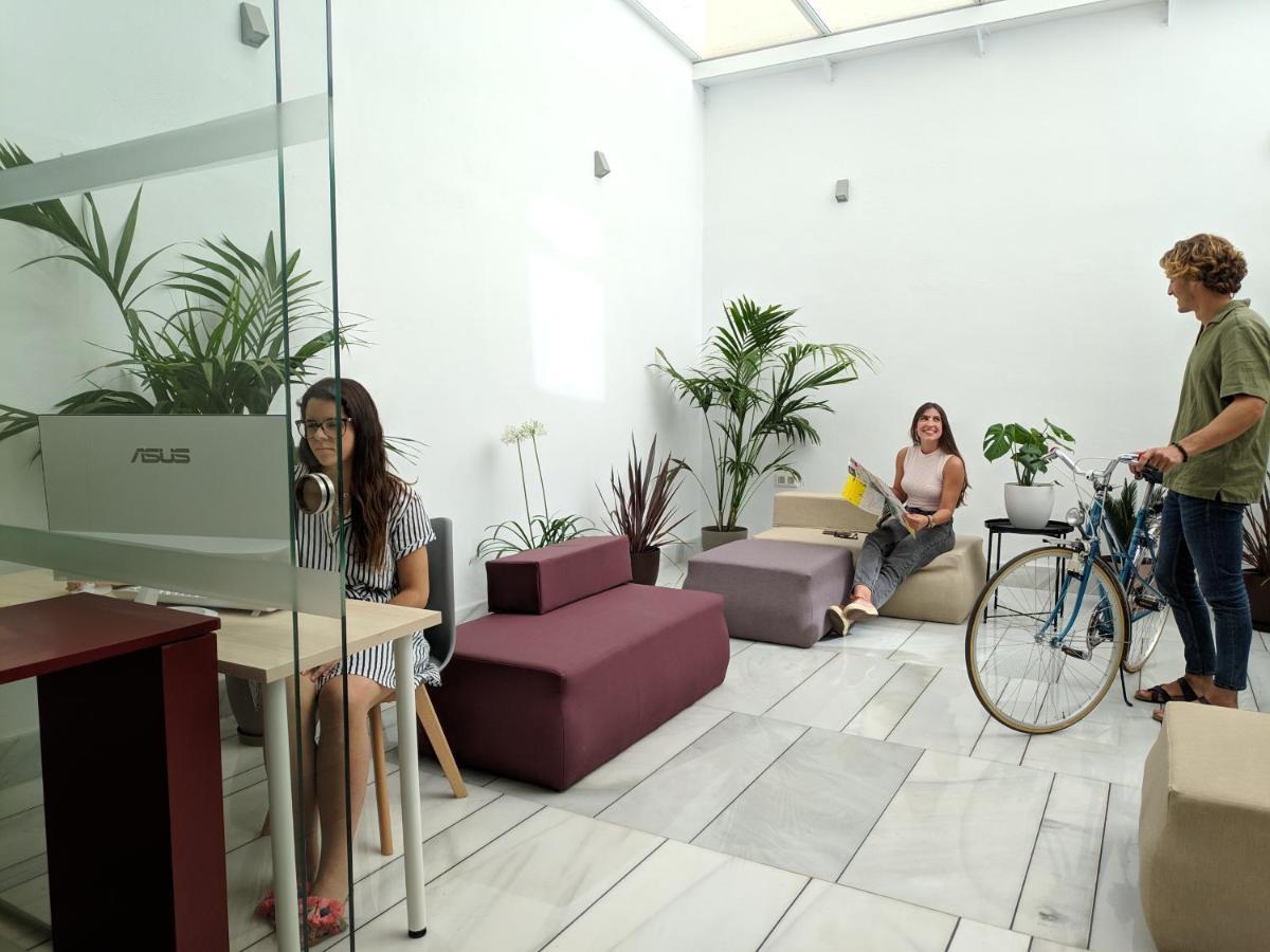 Broz Hostel Granada Exterior photo